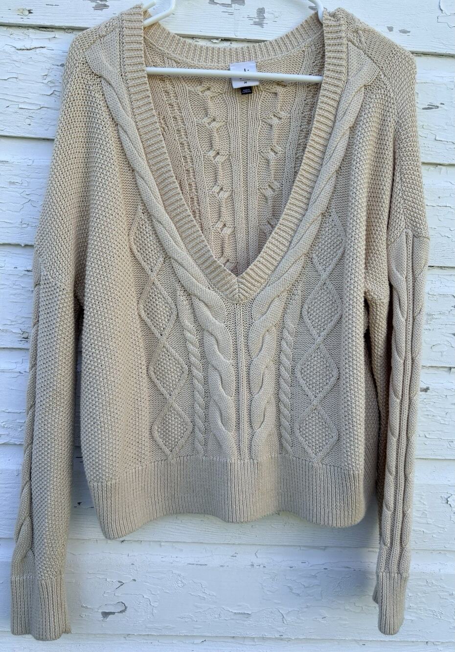 Cabi 5636 Women's Cable Knit Chunky Sweater Ivory V-Neck Sz M Chic Casual